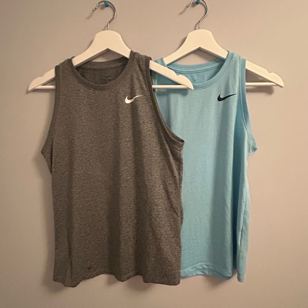 2 Nike Women's Dri-Fit Tank